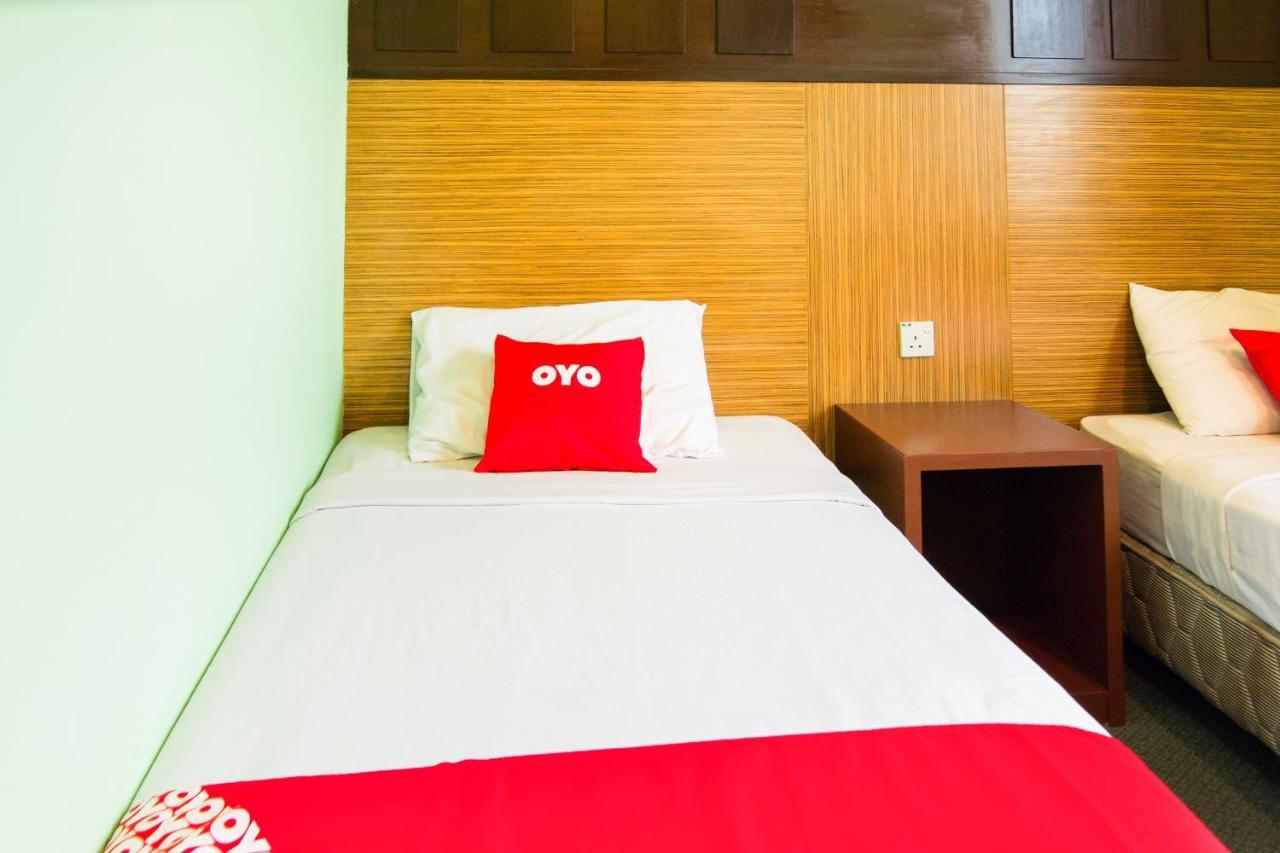 Oyo 89408 Royal Hotel Keningau Exteriör bild